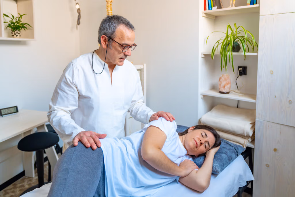 Aliviar Dolor de Espalda con Osteopatía