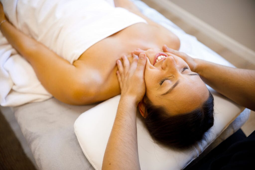 Masaje relajante o masaje drenante?